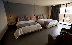 Hotel Helverica